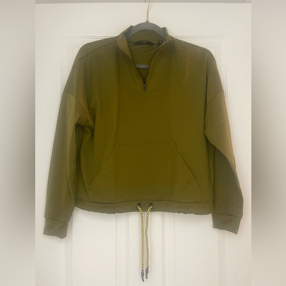Vero Moda Quarter Zip Sweatshirt